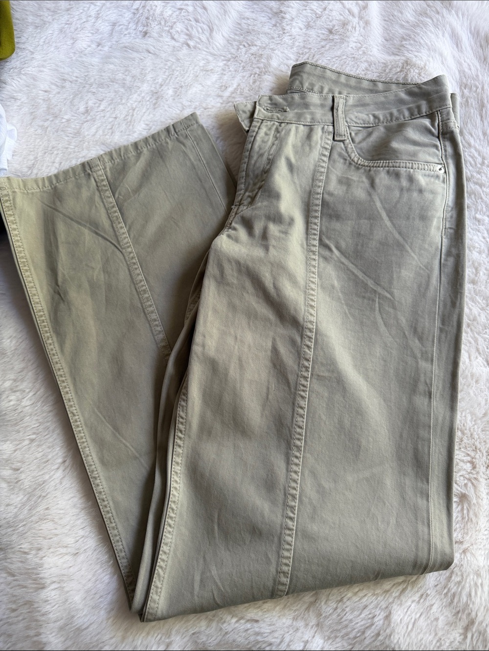 Zara Men's Light Green Khaki Slim Cargo Jeans